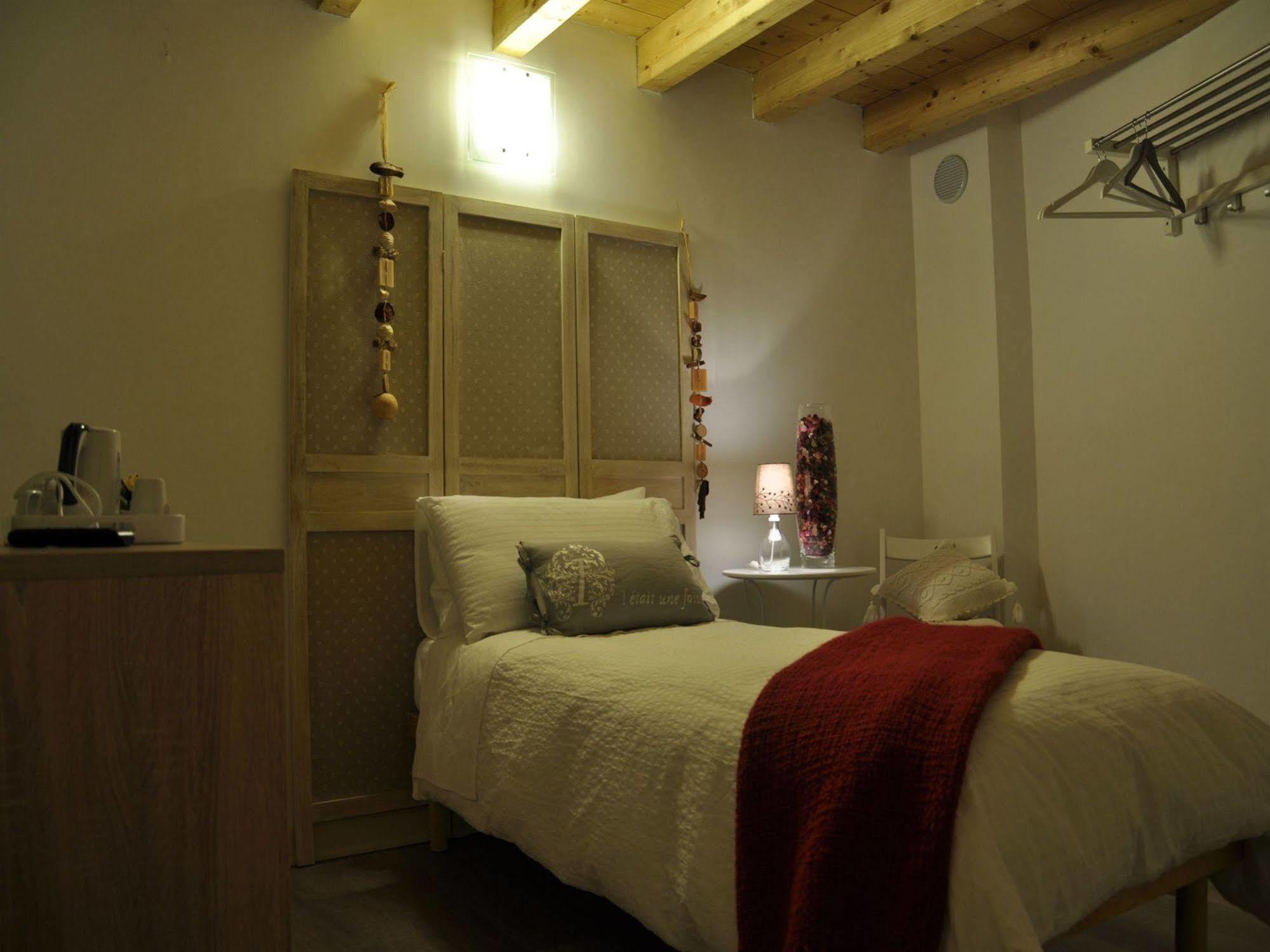 Corsomatteotti62 Bed and Breakfast Brescia Exteriör bild